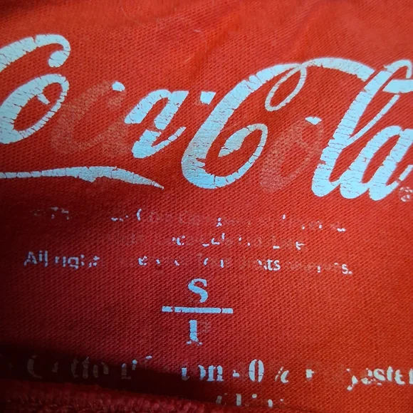 Coca Cola Red Men's T-Shirt Lights Up - Picture 4 of 4